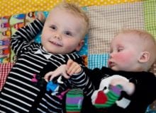 Tweede Kamer vergadert over invoering SMA in de hielprik