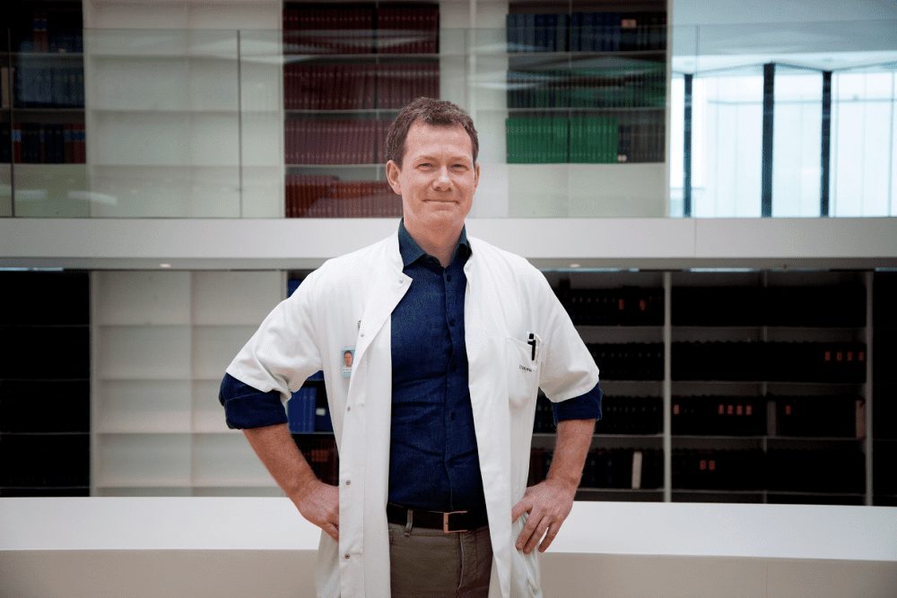 Onderzoeker Bart Jacobs doet met steun van het Spierfonds wetenschappelijk onderzoek naar spierziekten.