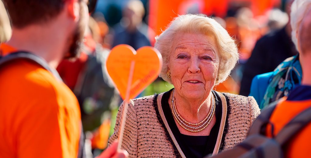Prinses Beatrix Oranjepad oranje hart banner