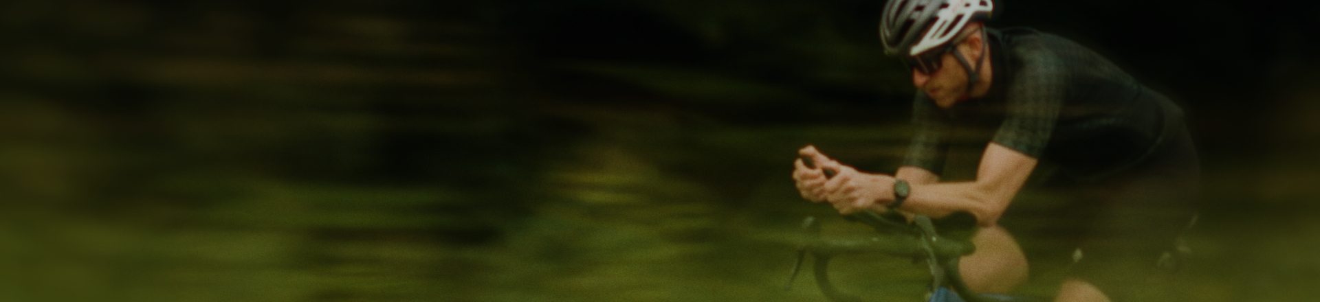 “Ik heb een vet doel. Mijn moeder steunen en die Ironman voltooien.” “Ik heb een vet doel. Mijn moeder steunen en die Ironman voltooien.”